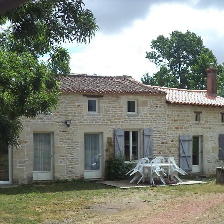 La Gauviniere Bed & Breakfast Liez Bagian luar foto