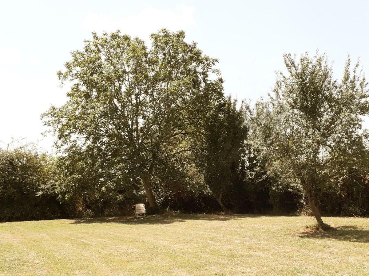 La Gauviniere Bed & Breakfast Liez Bagian luar foto